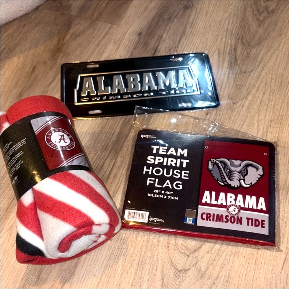 Alabama Crimson Tide fan pack 3 items blanket, flag and License Plate